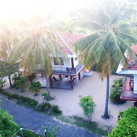 Ahsram Accommodations Passikudah Экстерьер фото