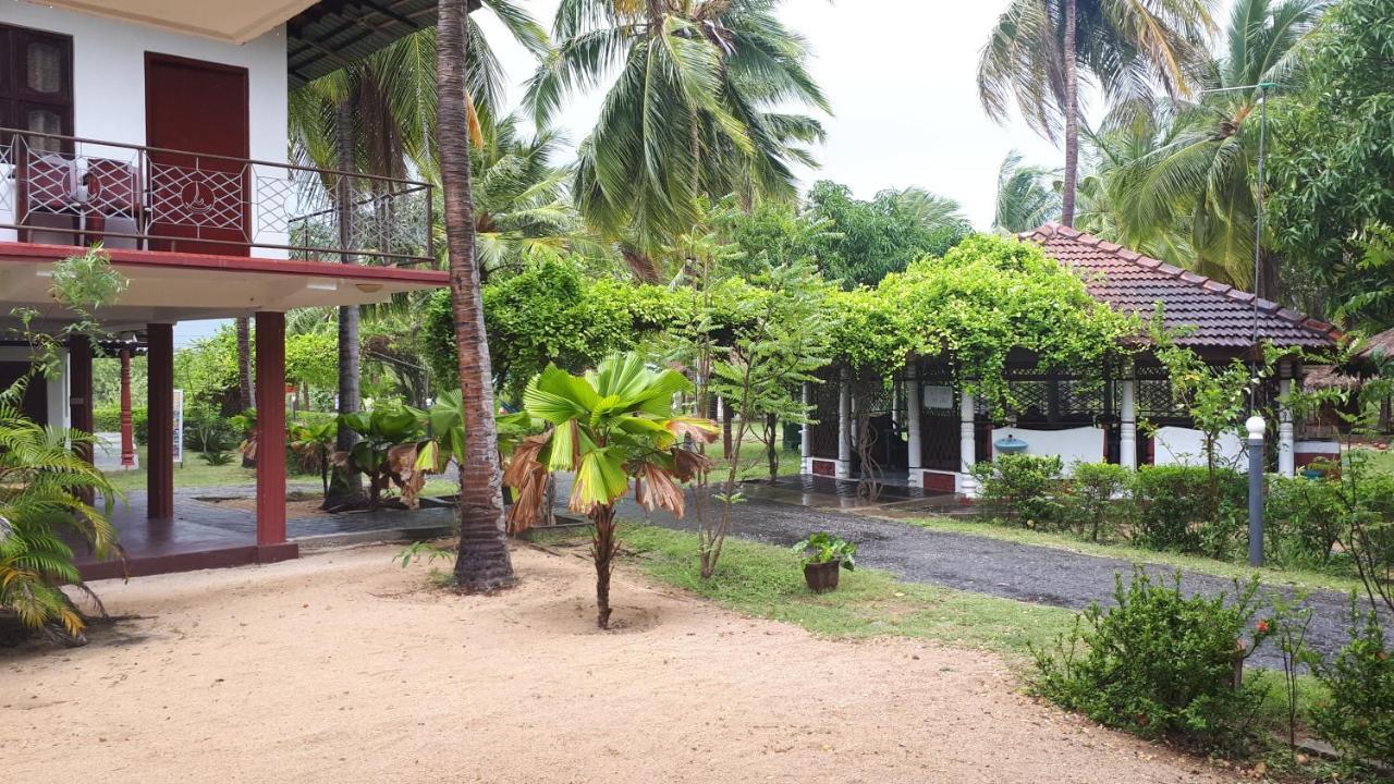 Ahsram Accommodations Passikudah Экстерьер фото